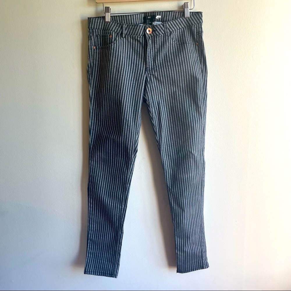 H&M Printed Black & White Stripe Jeans Size 12